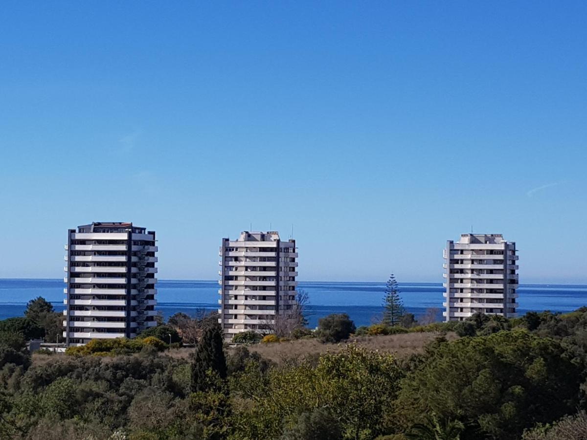 Sea View Apartment Alvor Esterno foto