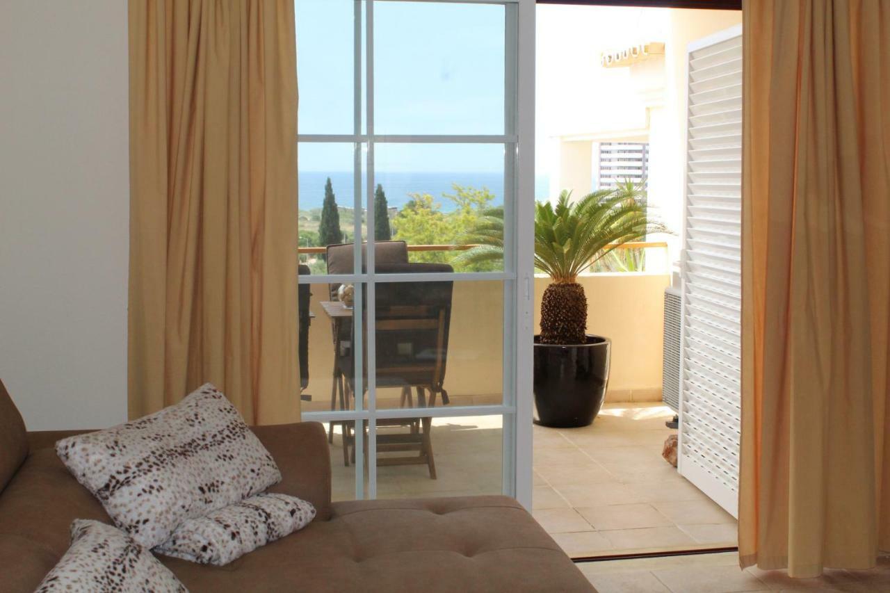 Sea View Apartment Alvor Esterno foto