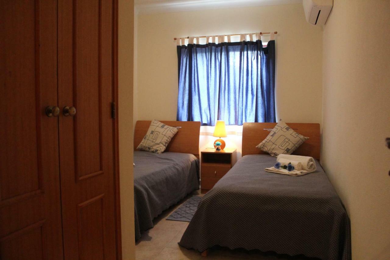 Sea View Apartment Alvor Esterno foto