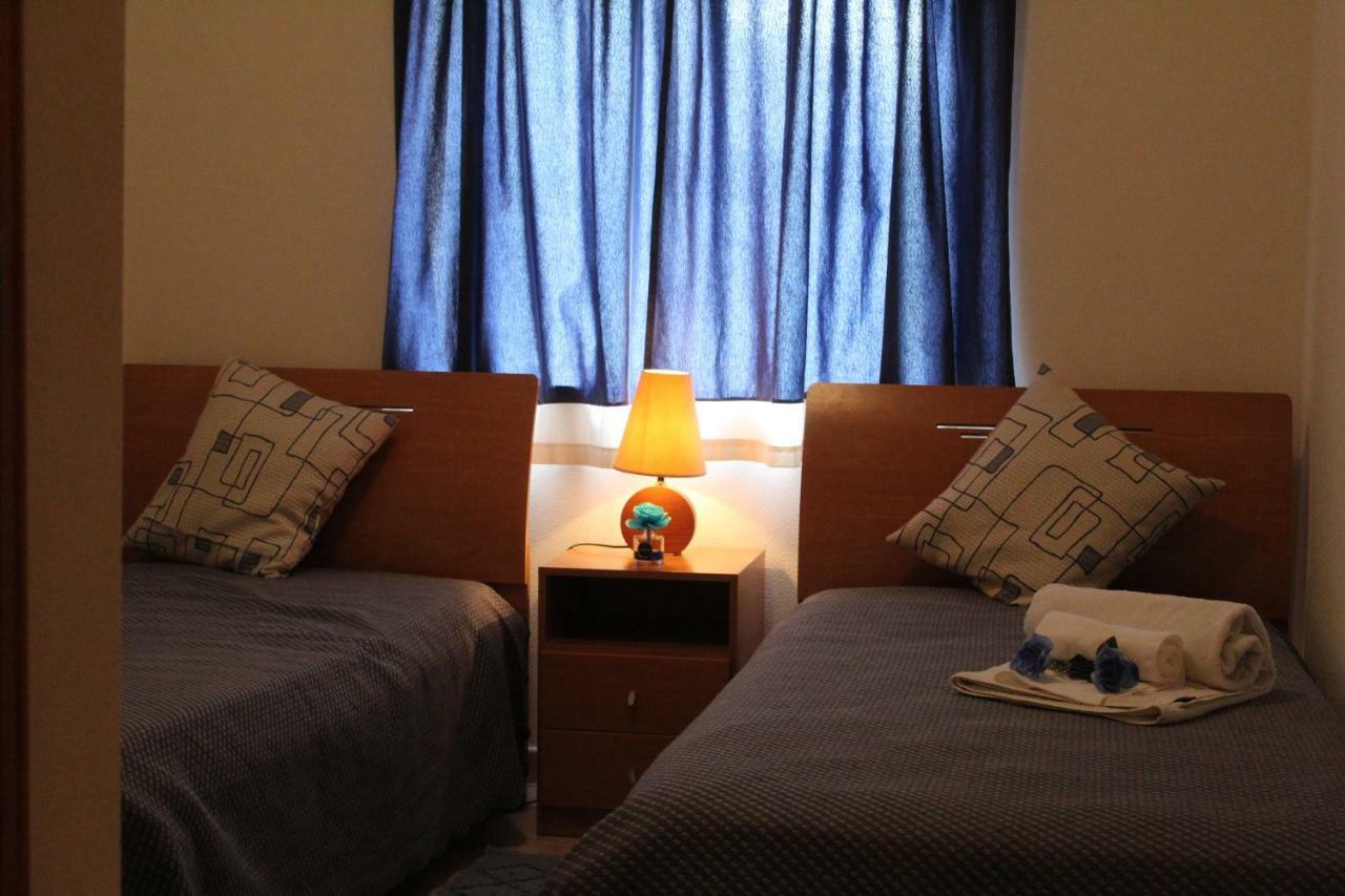 Sea View Apartment Alvor Esterno foto
