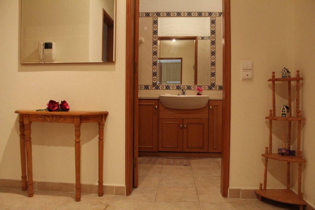 Sea View Apartment Alvor Esterno foto