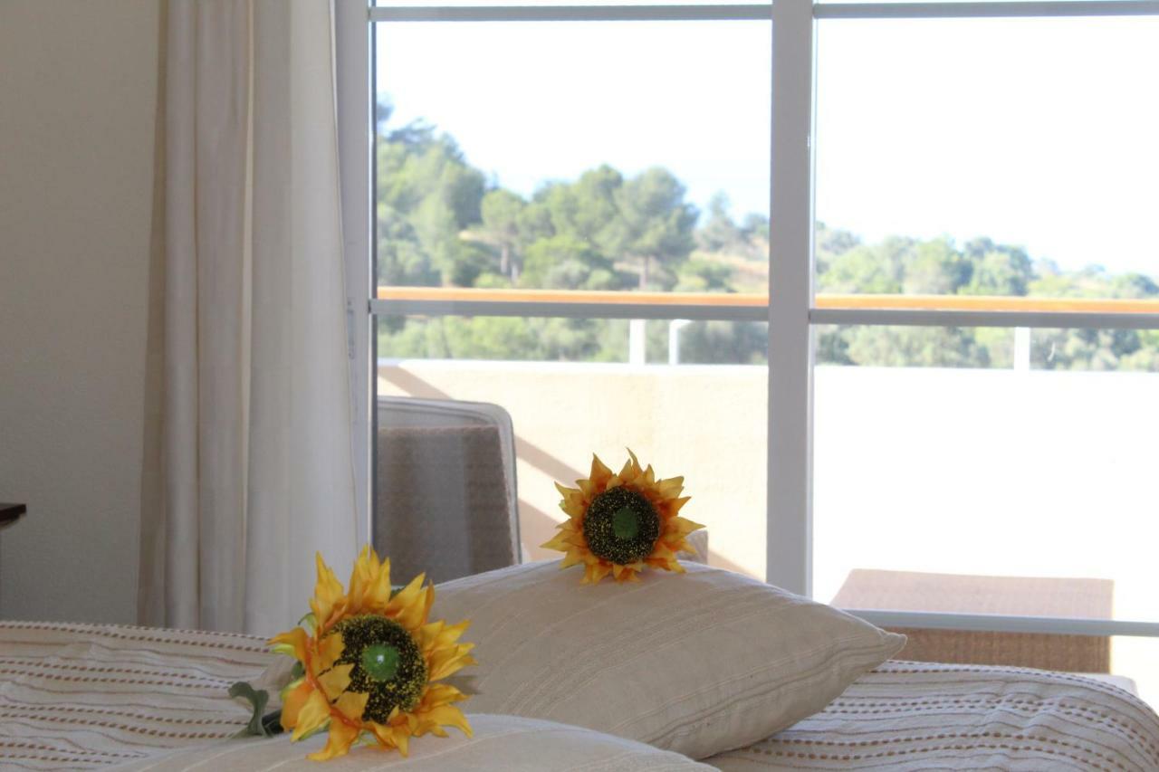 Sea View Apartment Alvor Esterno foto